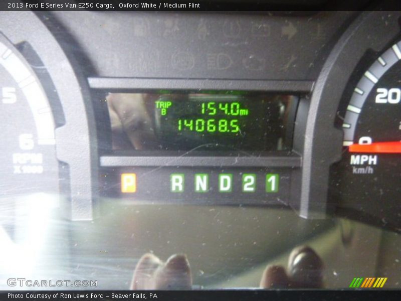Oxford White / Medium Flint 2013 Ford E Series Van E250 Cargo