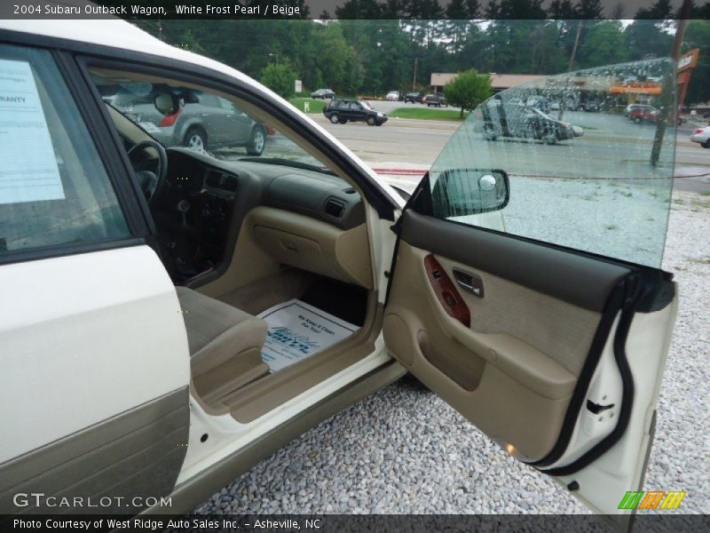 White Frost Pearl / Beige 2004 Subaru Outback Wagon