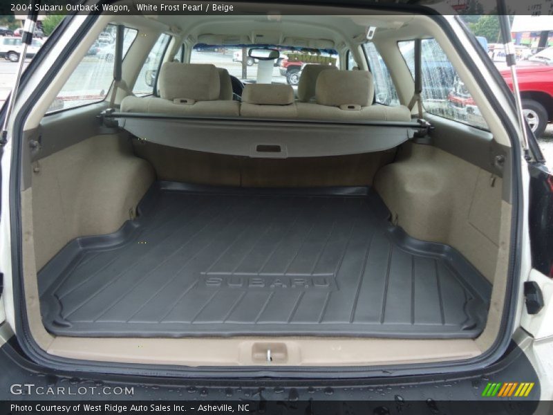 White Frost Pearl / Beige 2004 Subaru Outback Wagon