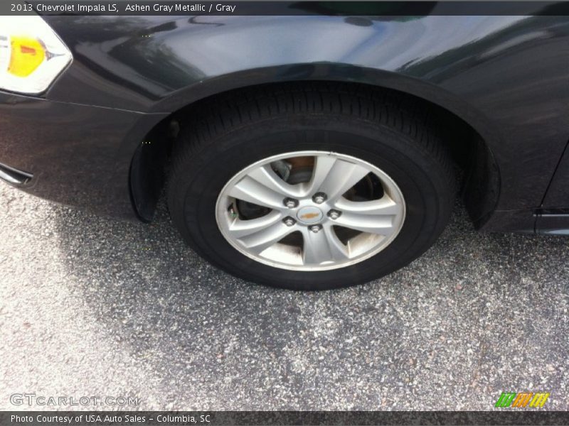 Ashen Gray Metallic / Gray 2013 Chevrolet Impala LS