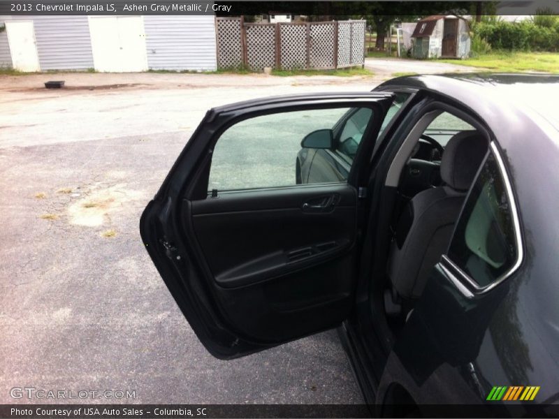 Ashen Gray Metallic / Gray 2013 Chevrolet Impala LS