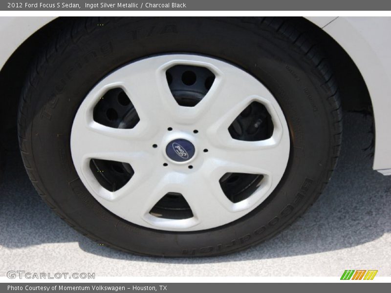 Ingot Silver Metallic / Charcoal Black 2012 Ford Focus S Sedan
