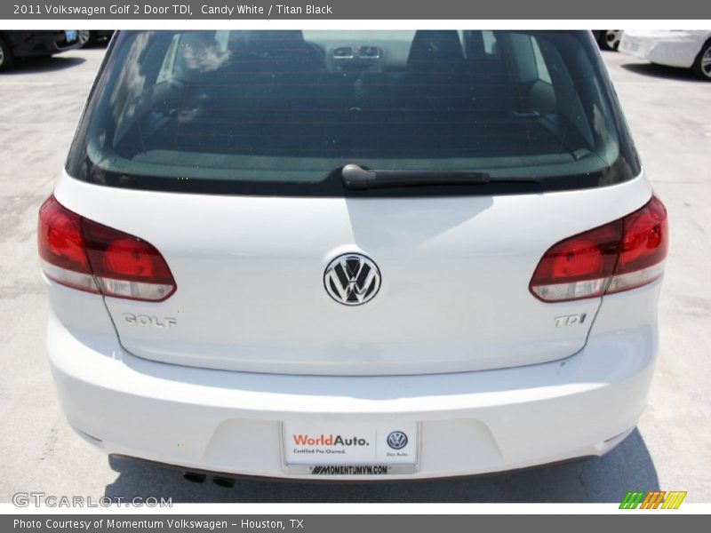 Candy White / Titan Black 2011 Volkswagen Golf 2 Door TDI