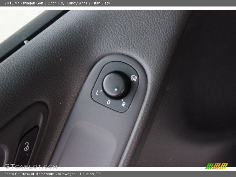 Candy White / Titan Black 2011 Volkswagen Golf 2 Door TDI