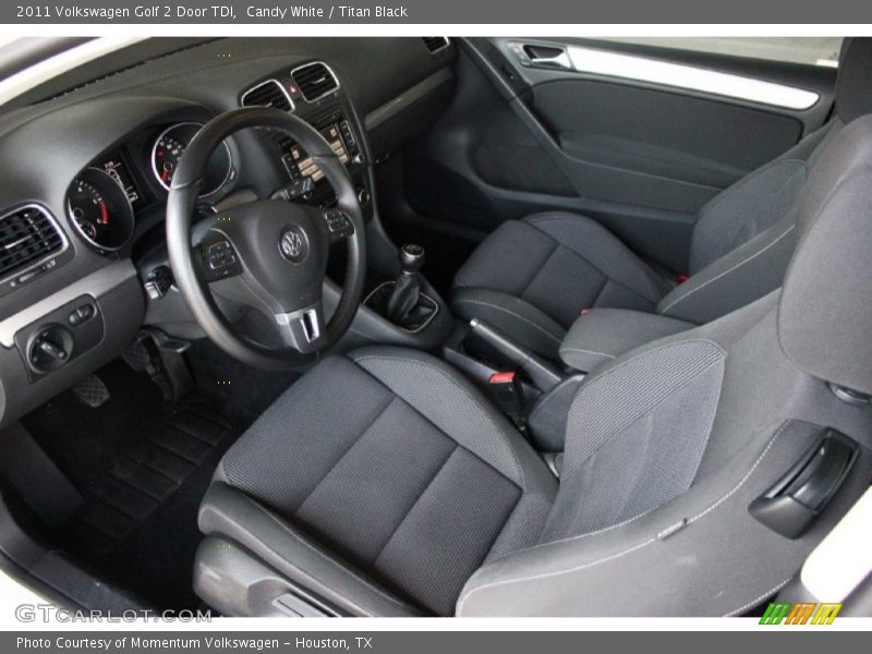 Candy White / Titan Black 2011 Volkswagen Golf 2 Door TDI