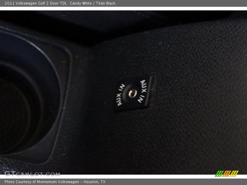 Candy White / Titan Black 2011 Volkswagen Golf 2 Door TDI