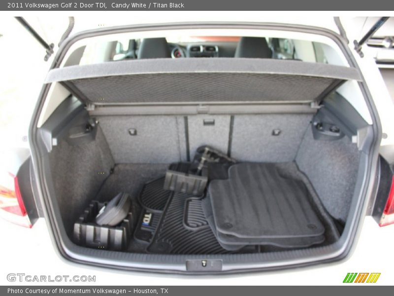 Candy White / Titan Black 2011 Volkswagen Golf 2 Door TDI
