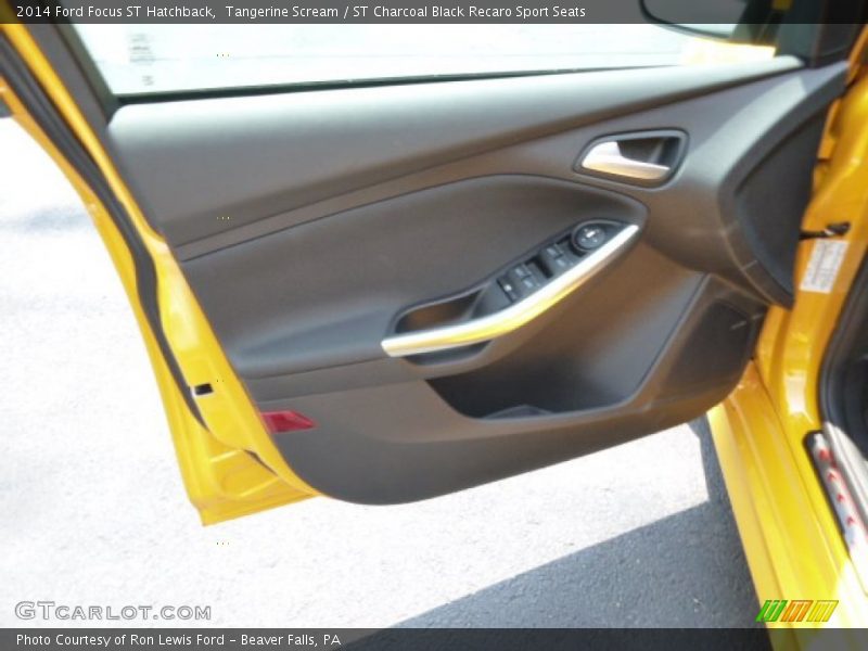Tangerine Scream / ST Charcoal Black Recaro Sport Seats 2014 Ford Focus ST Hatchback