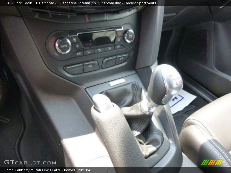 Tangerine Scream / ST Charcoal Black Recaro Sport Seats 2014 Ford Focus ST Hatchback
