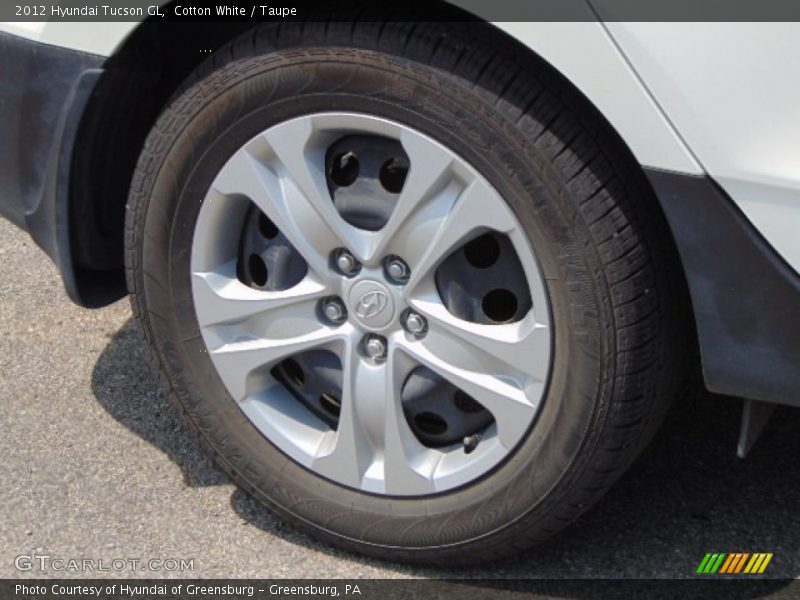 Cotton White / Taupe 2012 Hyundai Tucson GL