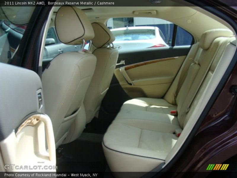 Bordeaux Reserve Metallic / Cashmere 2011 Lincoln MKZ AWD