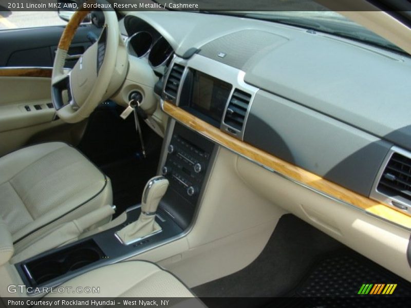 Bordeaux Reserve Metallic / Cashmere 2011 Lincoln MKZ AWD