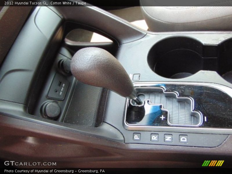 Cotton White / Taupe 2012 Hyundai Tucson GL