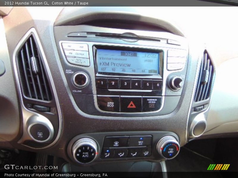 Cotton White / Taupe 2012 Hyundai Tucson GL