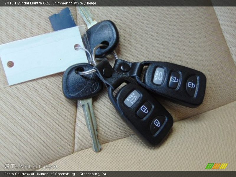 Shimmering White / Beige 2013 Hyundai Elantra GLS