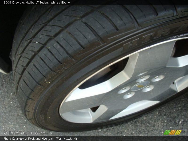 White / Ebony 2008 Chevrolet Malibu LT Sedan