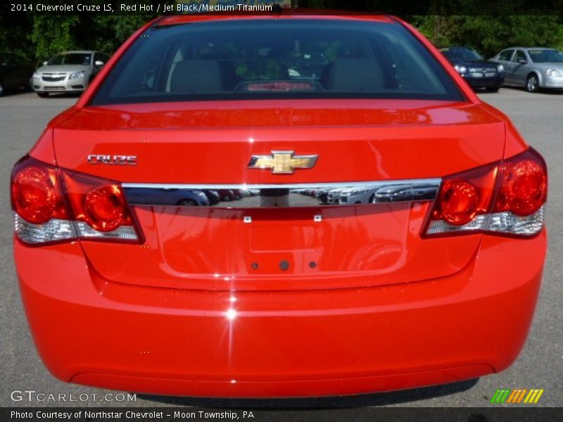 Red Hot / Jet Black/Medium Titanium 2014 Chevrolet Cruze LS