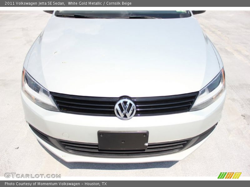 White Gold Metallic / Cornsilk Beige 2011 Volkswagen Jetta SE Sedan