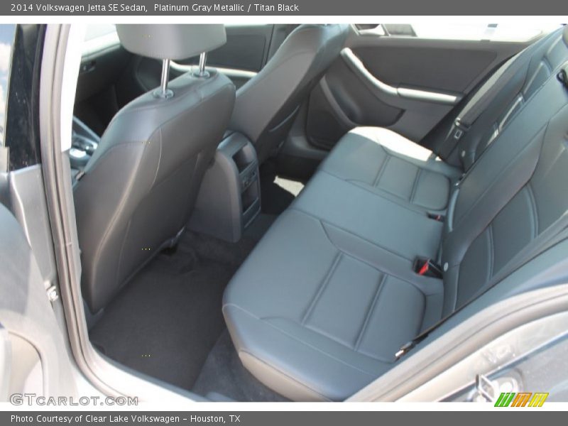 Platinum Gray Metallic / Titan Black 2014 Volkswagen Jetta SE Sedan