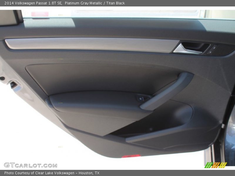 Platinum Gray Metallic / Titan Black 2014 Volkswagen Passat 1.8T SE