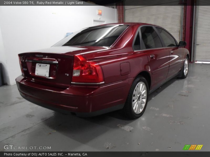 Ruby Red Metallic / Light Sand 2004 Volvo S80 T6