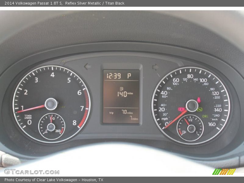 Reflex Silver Metallic / Titan Black 2014 Volkswagen Passat 1.8T S
