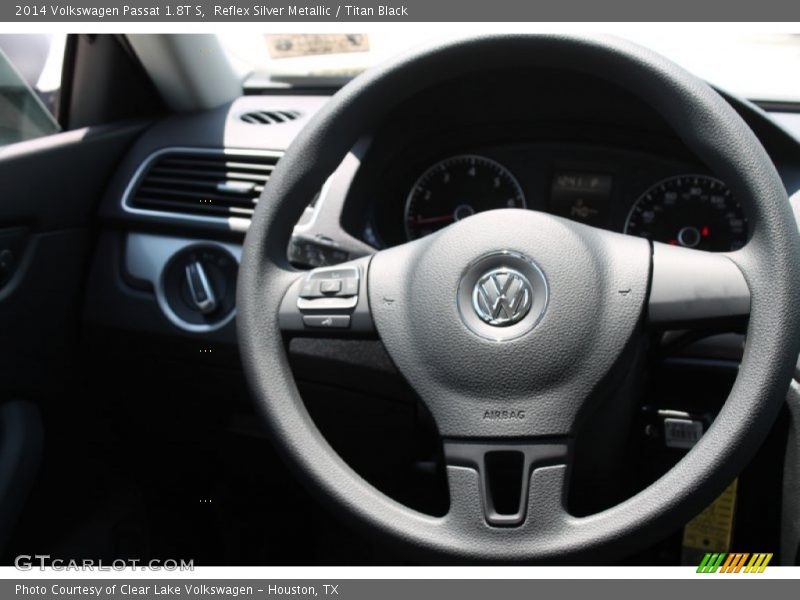 Reflex Silver Metallic / Titan Black 2014 Volkswagen Passat 1.8T S