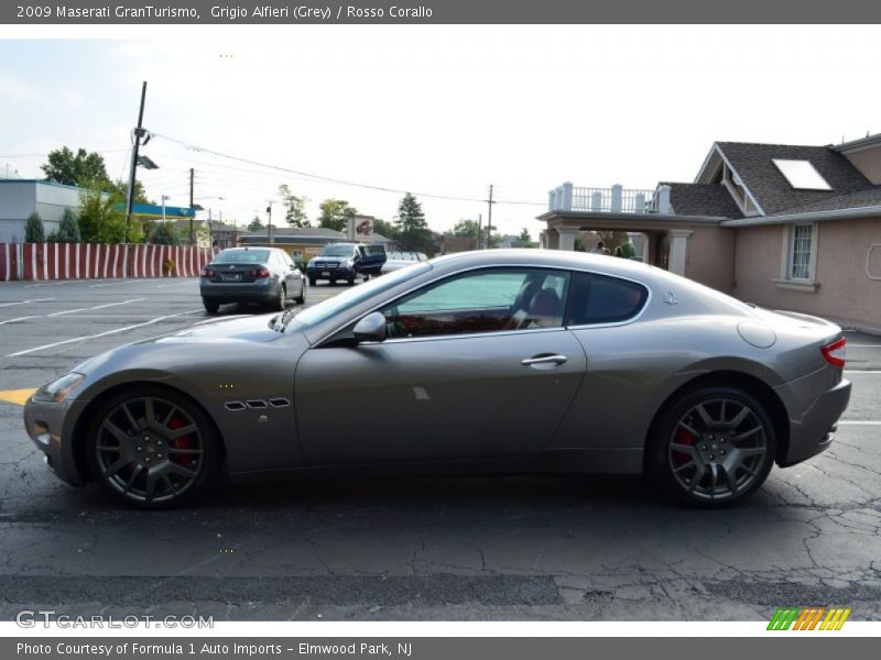 Grigio Alfieri (Grey) / Rosso Corallo 2009 Maserati GranTurismo