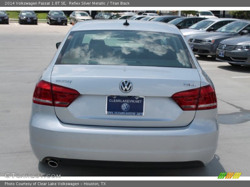Reflex Silver Metallic / Titan Black 2014 Volkswagen Passat 1.8T SE