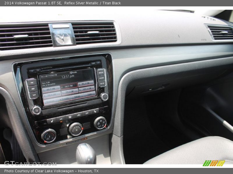 Reflex Silver Metallic / Titan Black 2014 Volkswagen Passat 1.8T SE