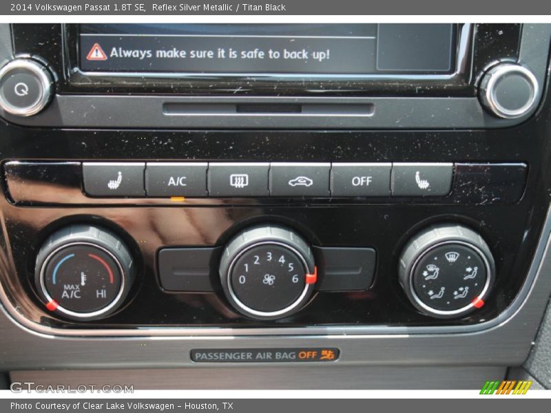 Reflex Silver Metallic / Titan Black 2014 Volkswagen Passat 1.8T SE