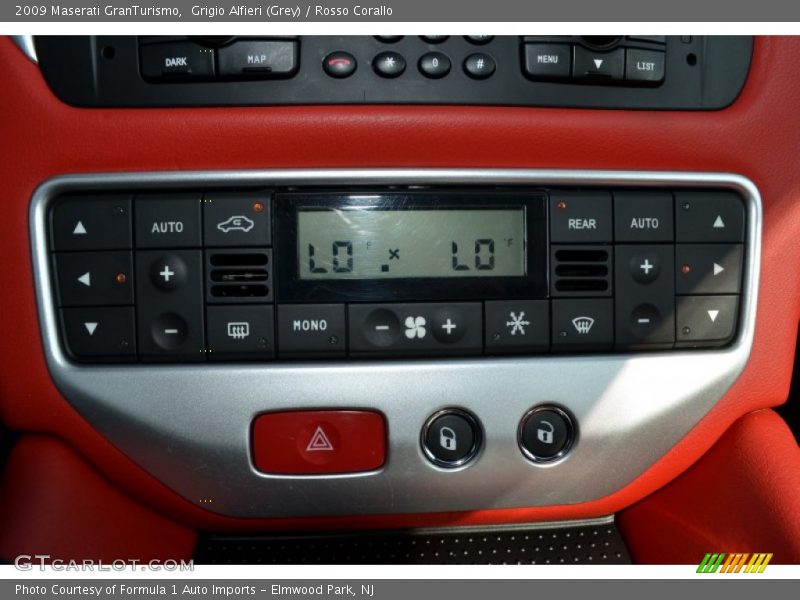 Grigio Alfieri (Grey) / Rosso Corallo 2009 Maserati GranTurismo