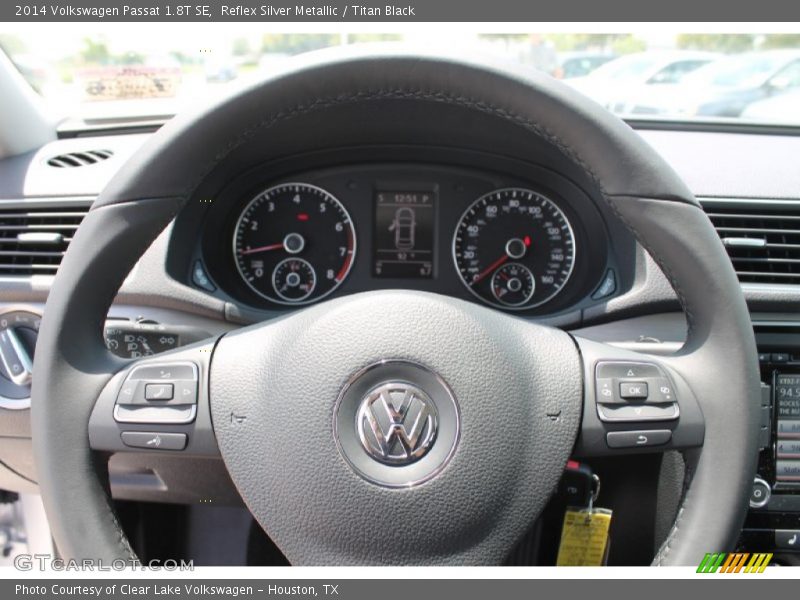 Reflex Silver Metallic / Titan Black 2014 Volkswagen Passat 1.8T SE