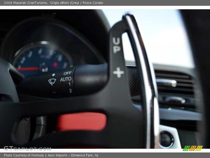 Grigio Alfieri (Grey) / Rosso Corallo 2009 Maserati GranTurismo