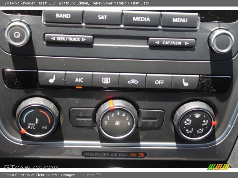 Reflex Silver Metallic / Titan Black 2014 Volkswagen Passat 1.8T Wolfsburg Edition