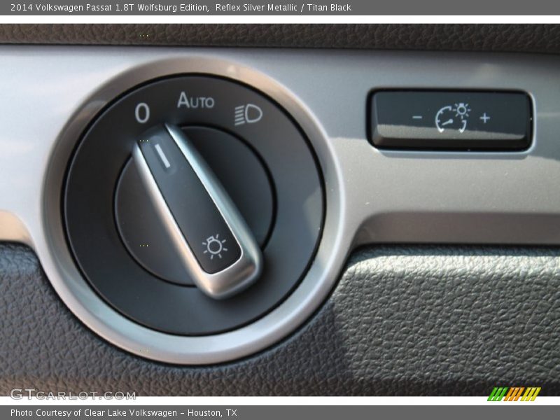 Reflex Silver Metallic / Titan Black 2014 Volkswagen Passat 1.8T Wolfsburg Edition