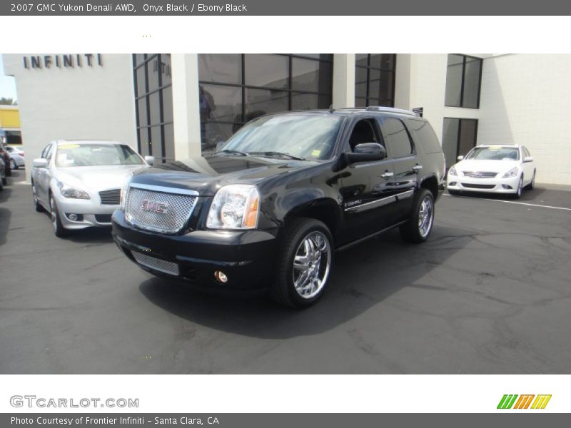 Onyx Black / Ebony Black 2007 GMC Yukon Denali AWD