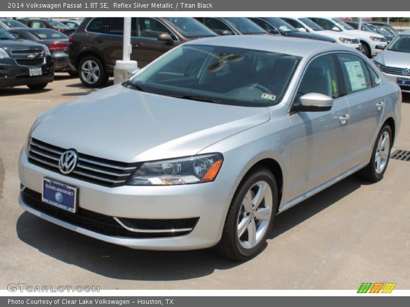 Reflex Silver Metallic / Titan Black 2014 Volkswagen Passat 1.8T SE