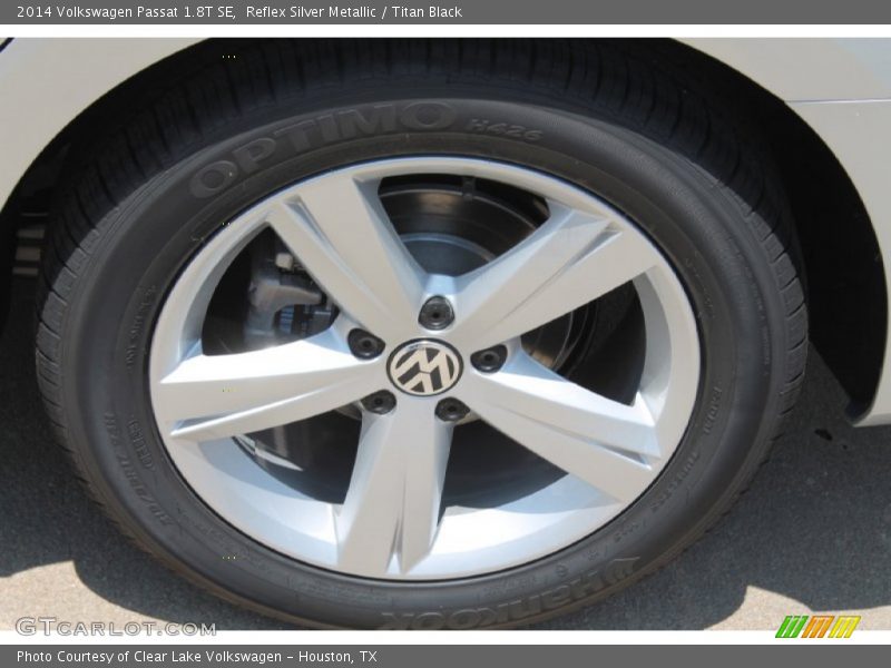 Reflex Silver Metallic / Titan Black 2014 Volkswagen Passat 1.8T SE