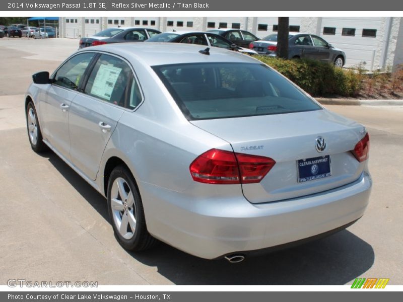 Reflex Silver Metallic / Titan Black 2014 Volkswagen Passat 1.8T SE