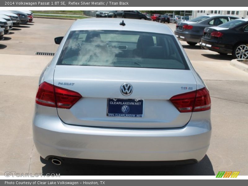 Reflex Silver Metallic / Titan Black 2014 Volkswagen Passat 1.8T SE
