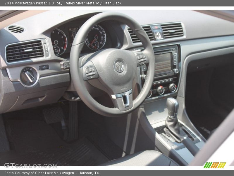 Reflex Silver Metallic / Titan Black 2014 Volkswagen Passat 1.8T SE