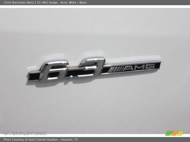  2009 S 63 AMG Sedan Logo