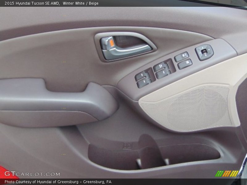Door Panel of 2015 Tucson SE AWD