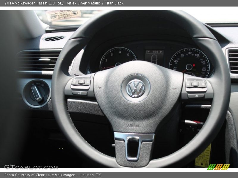 Reflex Silver Metallic / Titan Black 2014 Volkswagen Passat 1.8T SE