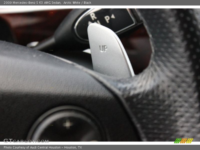 Arctic White / Black 2009 Mercedes-Benz S 63 AMG Sedan