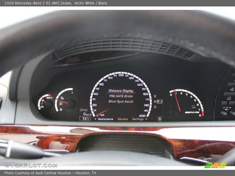 Arctic White / Black 2009 Mercedes-Benz S 63 AMG Sedan