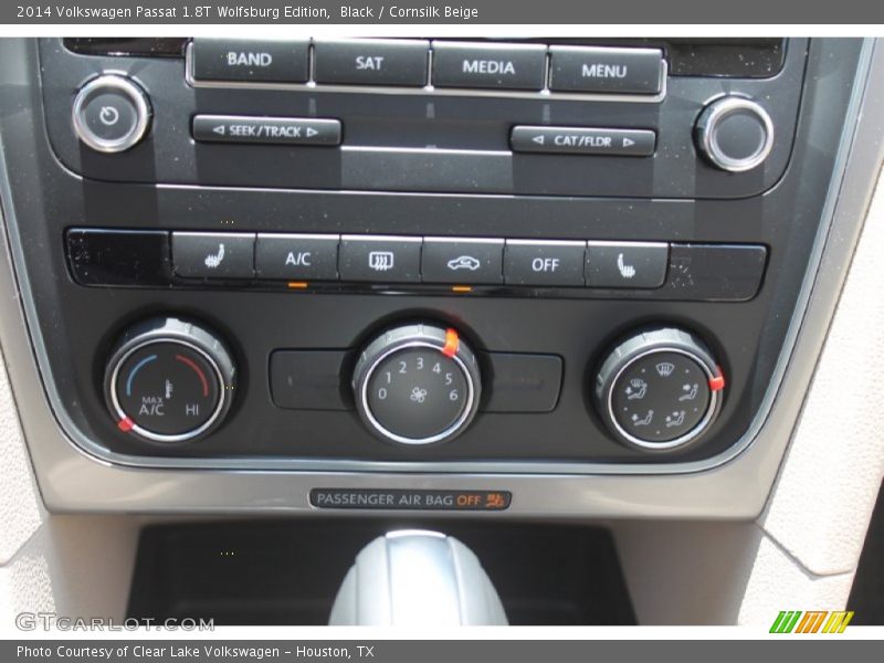 Black / Cornsilk Beige 2014 Volkswagen Passat 1.8T Wolfsburg Edition
