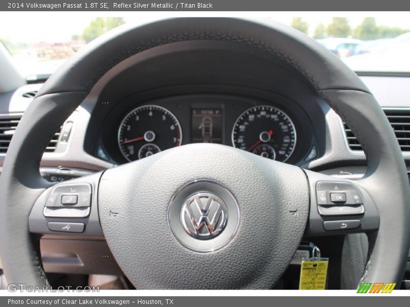 Reflex Silver Metallic / Titan Black 2014 Volkswagen Passat 1.8T SE