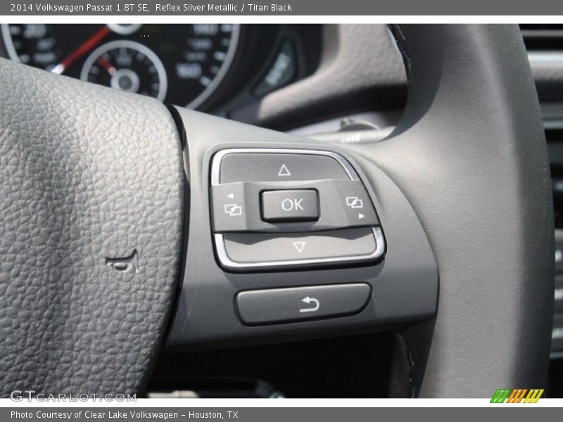 Reflex Silver Metallic / Titan Black 2014 Volkswagen Passat 1.8T SE